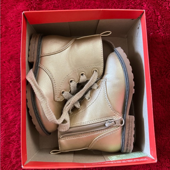 Cat & Jack Metallic Gold Lace Up Toddler Combat Boots - Picture 2 of 6